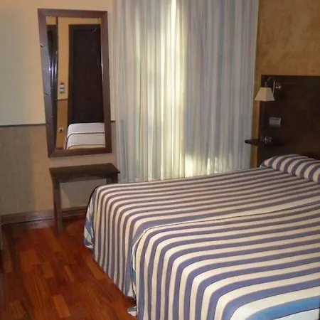Casa Vallejo Pensión 2*